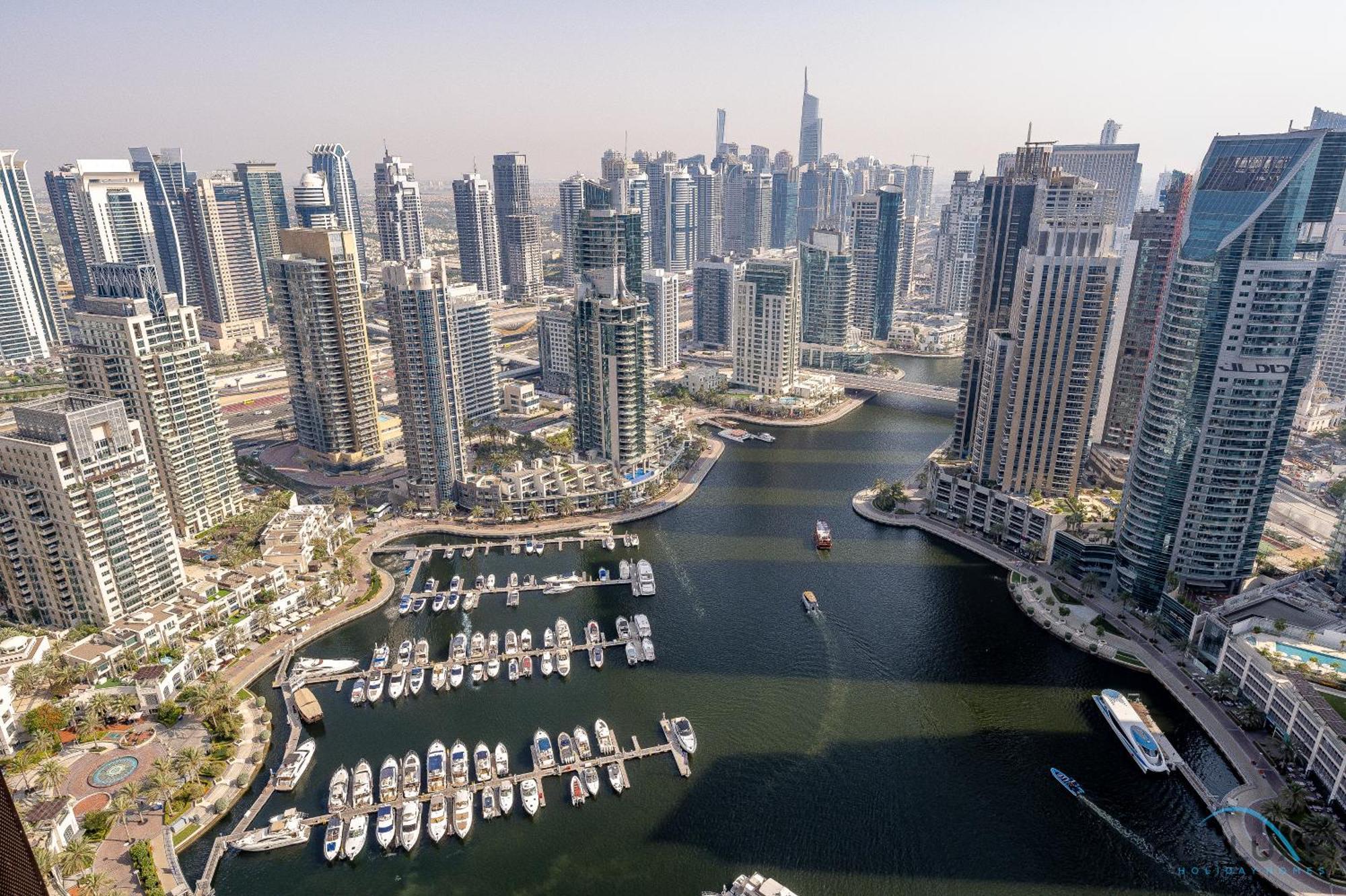Chic 1br In The At Marina Gate 2, Marina By Deluxe Homes *